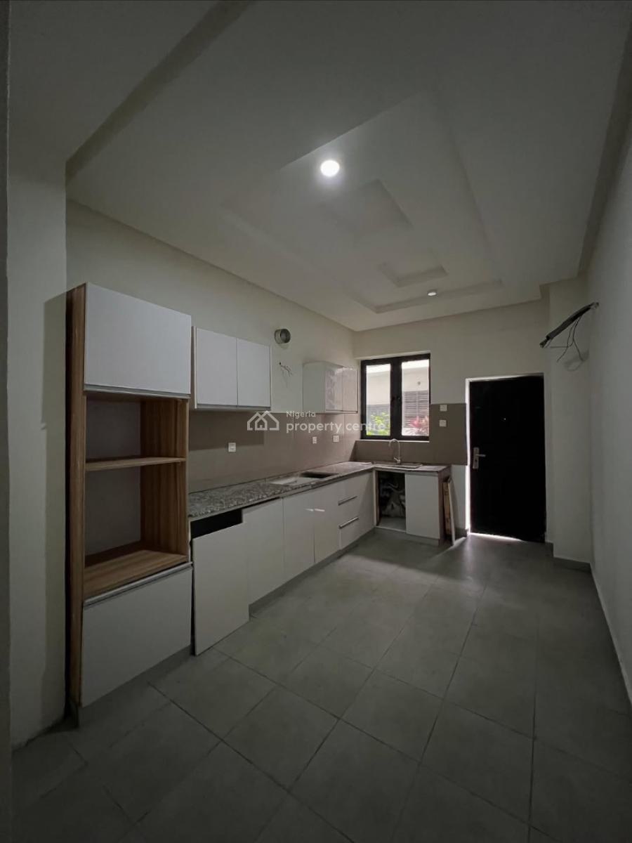 Exquisite 4 Bedroom Terrace with S/pool, Ologolo, Ologolo, Lekki, Lagos, Terraced Duplex for Rent