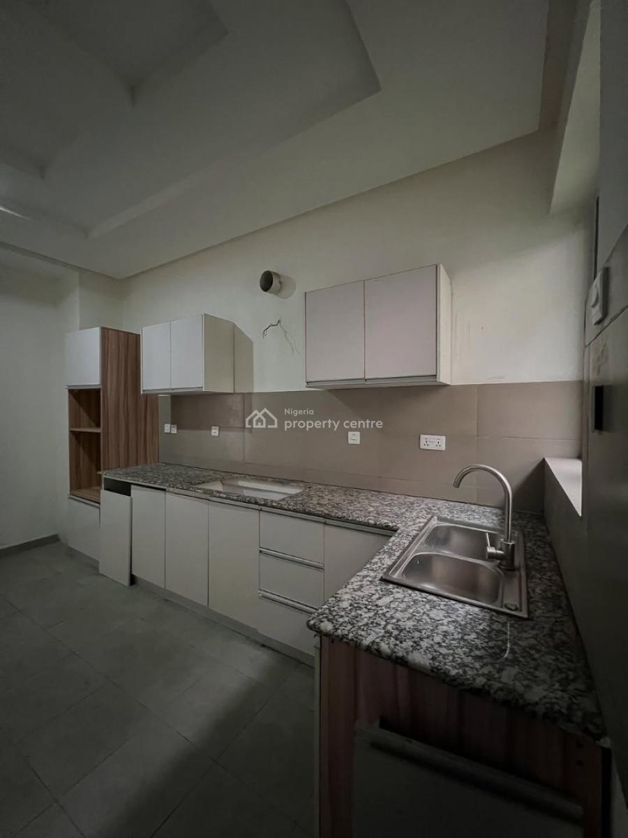 Exquisite 4 Bedroom Terrace with S/pool, Ologolo, Ologolo, Lekki, Lagos, Terraced Duplex for Rent