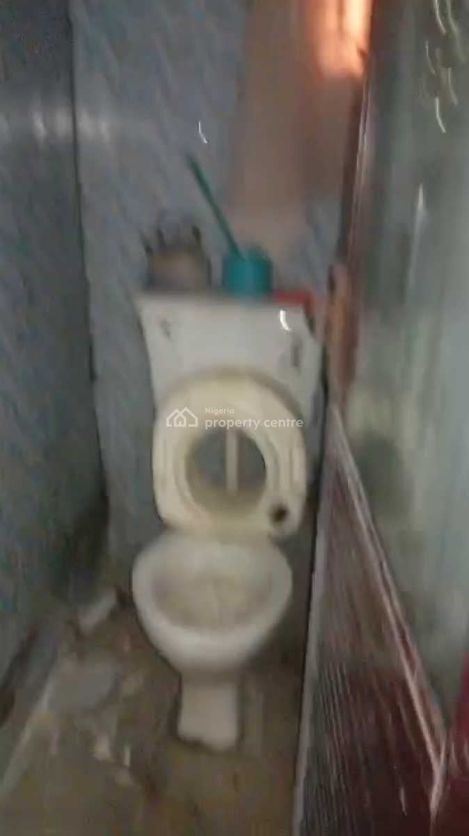 Luxury 3 Bedroom Flat, Abesan, Ipaja, Lagos, Flat / Apartment for Sale