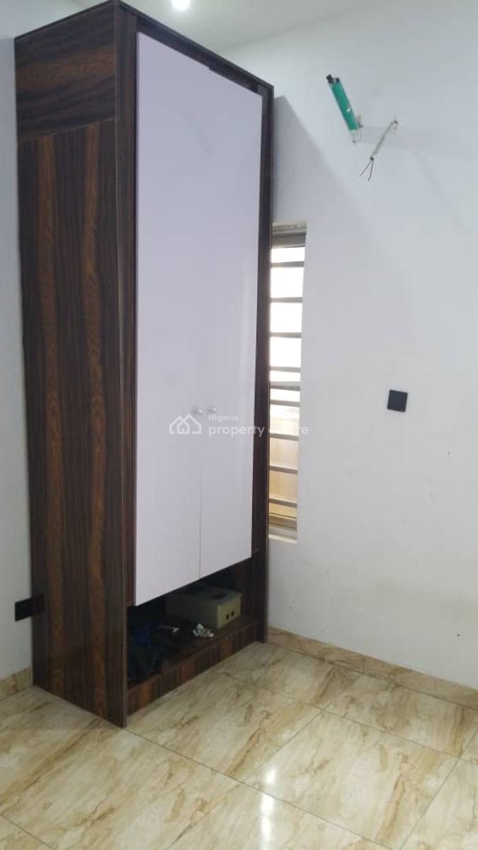 Single Room Selfcontain in a Secured Estate with Good Road., Thomas Estate Ajah Lagos., Ajah, Lagos, Self Contain (single Rooms) for Rent