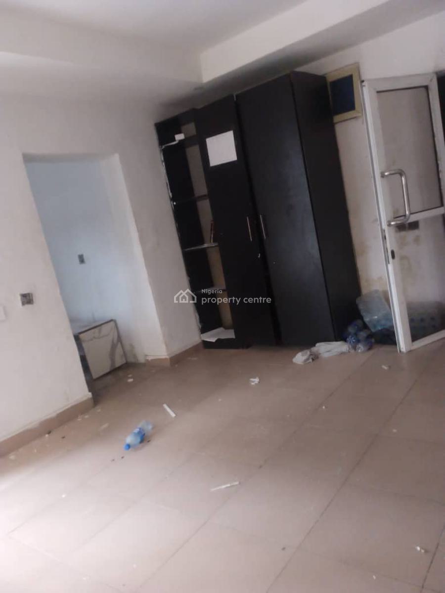 Single Room Selfcon, Chevron, Lekki, Lagos, Self Contain (single Rooms) for Rent