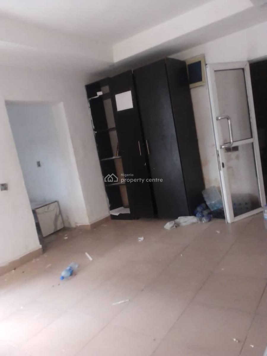 Single Room Selfcon, Chevron, Lekki, Lagos, Self Contain (single Rooms) for Rent