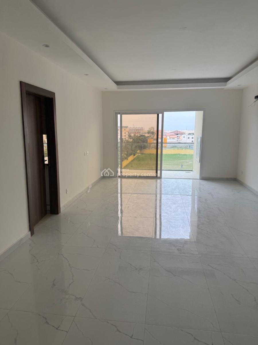 Luxury 3 Bedroom Apartment with Pool, Off Ajose Adeogun, Victoria Island (vi), Lagos, Flat / Apartment for Rent