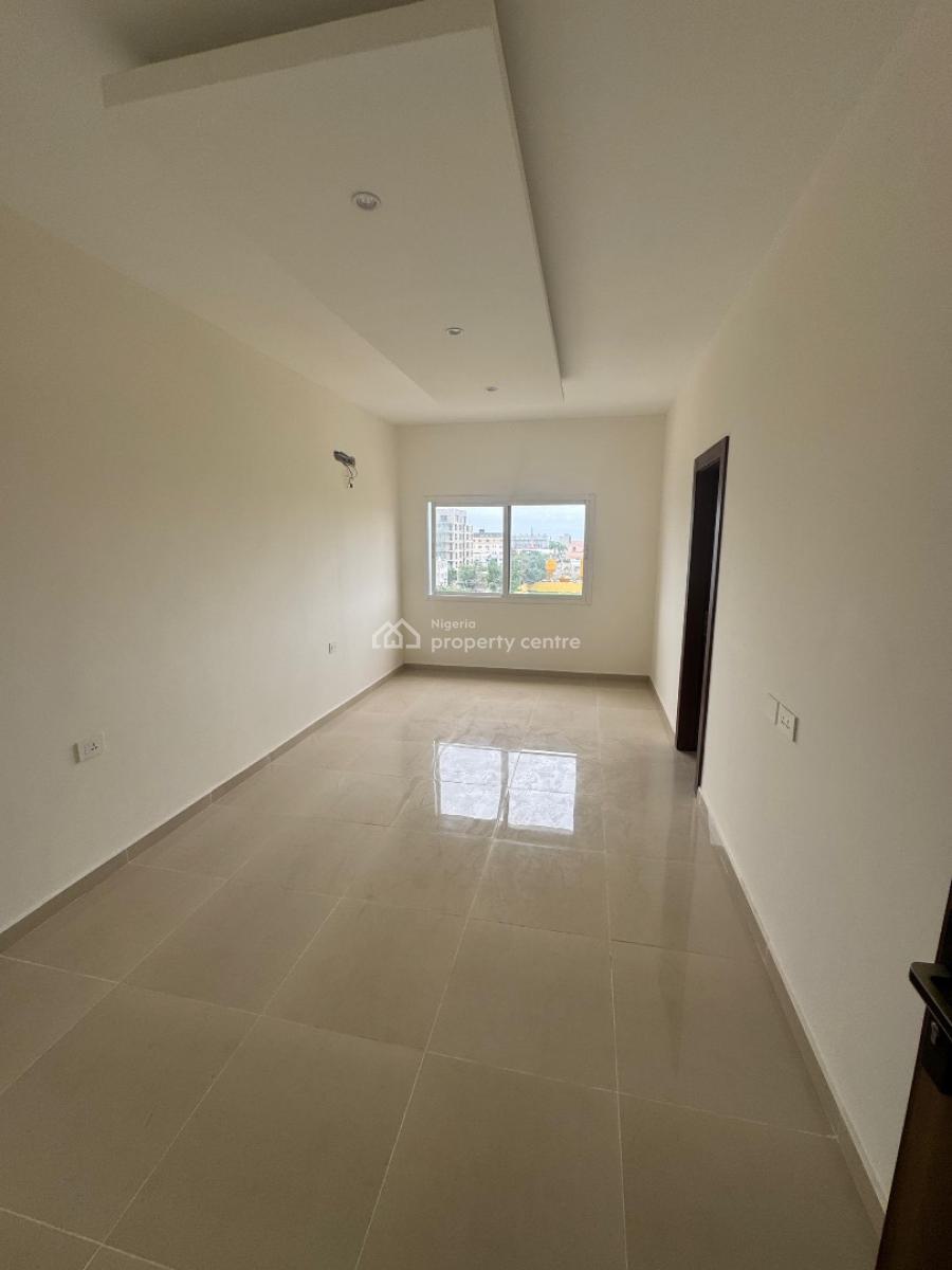 Luxury 3 Bedroom Apartment with Pool, Off Ajose Adeogun, Victoria Island (vi), Lagos, Flat / Apartment for Rent