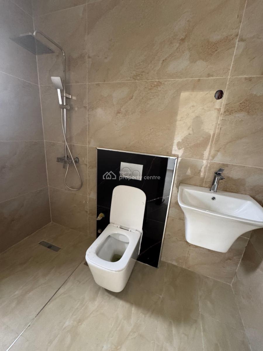 Luxury 3 Bedroom Apartment with Pool, Off Ajose Adeogun, Victoria Island (vi), Lagos, Flat / Apartment for Rent