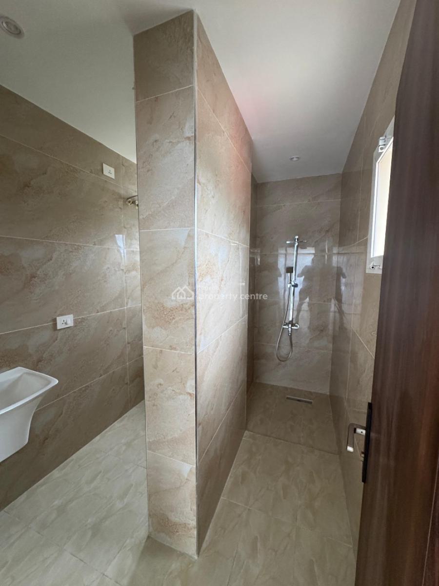 Luxury 3 Bedroom Apartment with Pool, Off Ajose Adeogun, Victoria Island (vi), Lagos, Flat / Apartment for Rent