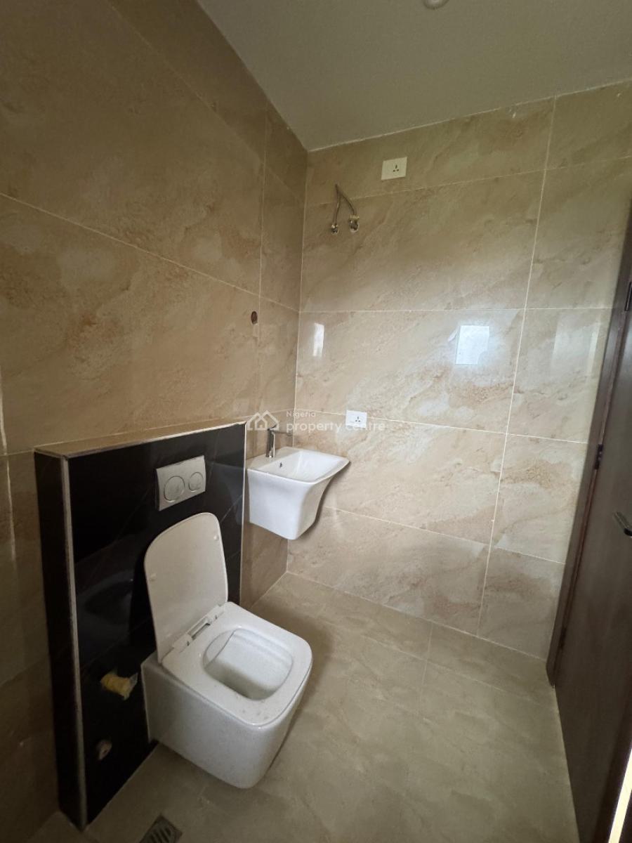 Luxury 3 Bedroom Apartment with Pool, Off Ajose Adeogun, Victoria Island (vi), Lagos, Flat / Apartment for Rent