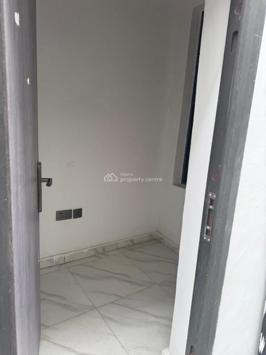 Boys Quarter, Orchid, Lekki, Lagos, Self Contain (single Rooms) for Rent