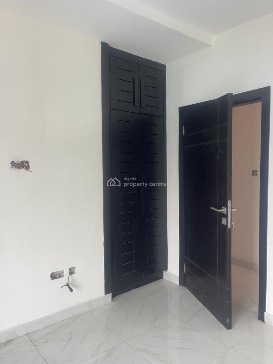 Tastefully Finished 5th and 6th Floor En-suite 2 Bedroom Flat, Alausa, Ikeja, Lagos, Flat / Apartment for Sale