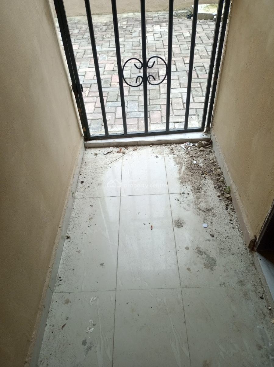 Mini Flat, Unity Estate, Badore, Ajah, Lagos, Mini Flat (room and Parlour) for Rent