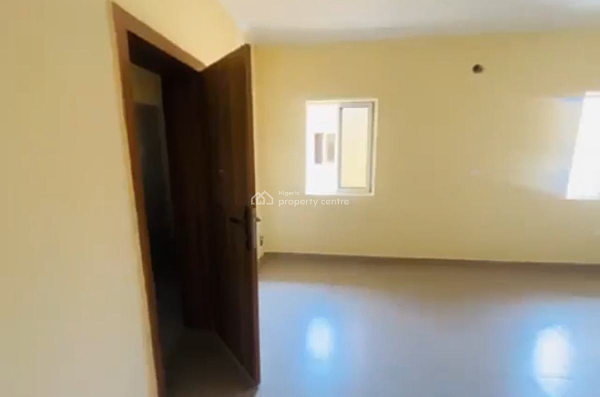 Standard Room ( Upstairs) - Video Available, Grand Court Estate Orchid Road, Lekki, Lagos, Self Contain (single Rooms) for Rent