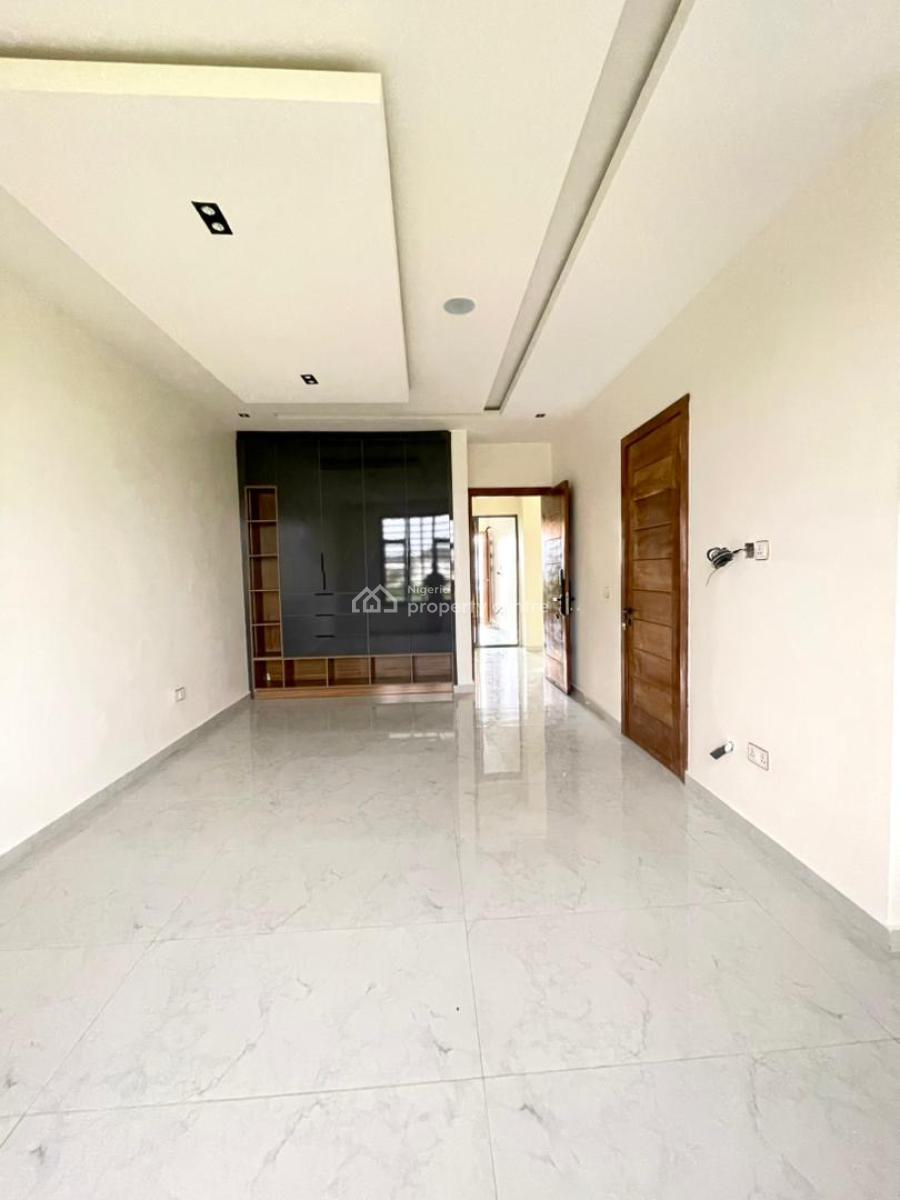 Luxurious 5 Bedroom Fully Detached Duplex with Pool in a Secure Estate, Ajah, Ajah, Lagos, Detached Duplex for Sale