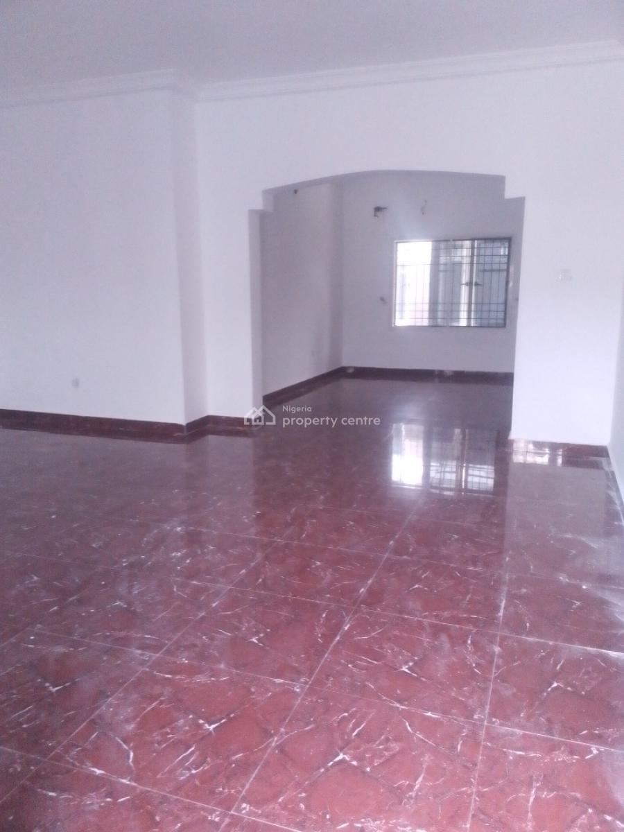 Well Maintained 3 Bedroom Flat, Majek Area.., Sangotedo, Ajah, Lagos, Flat / Apartment for Rent