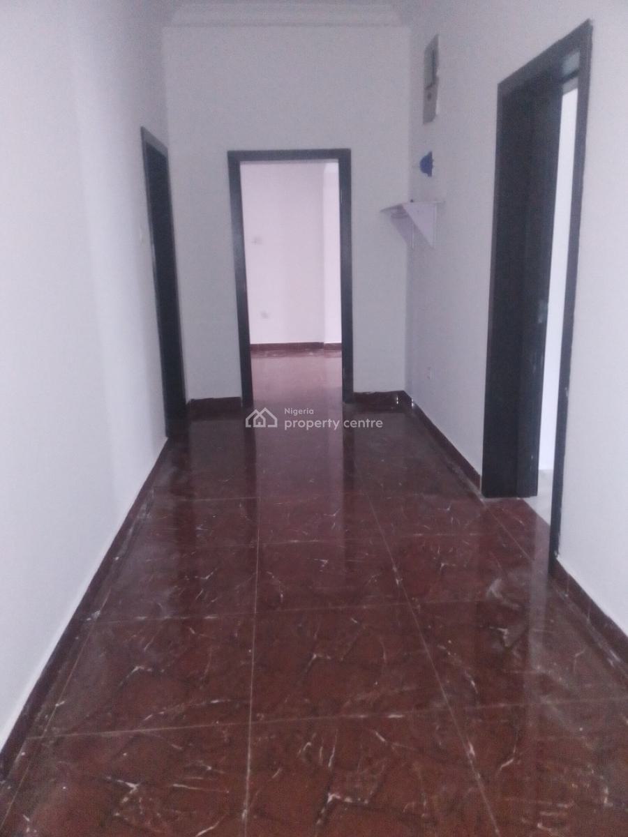 Well Maintained 3 Bedroom Flat, Majek Area.., Sangotedo, Ajah, Lagos, Flat / Apartment for Rent