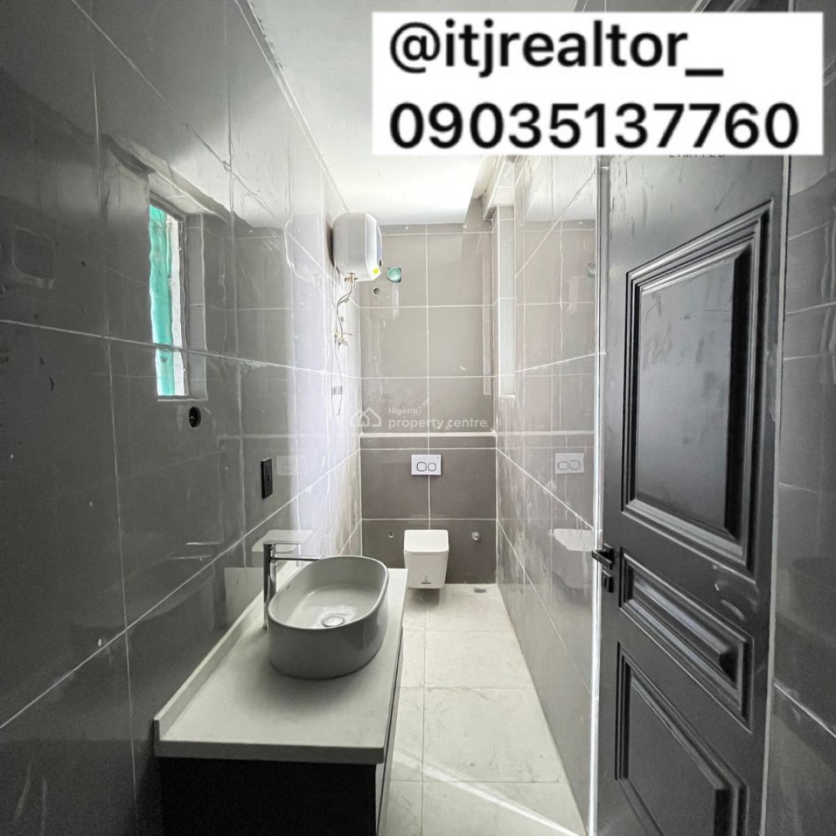 Lovely 2 Bedroom Apartment with Swimming Pool and Bq, Lekki Phase 1, Lekki, Lagos, Block of Flats for Sale