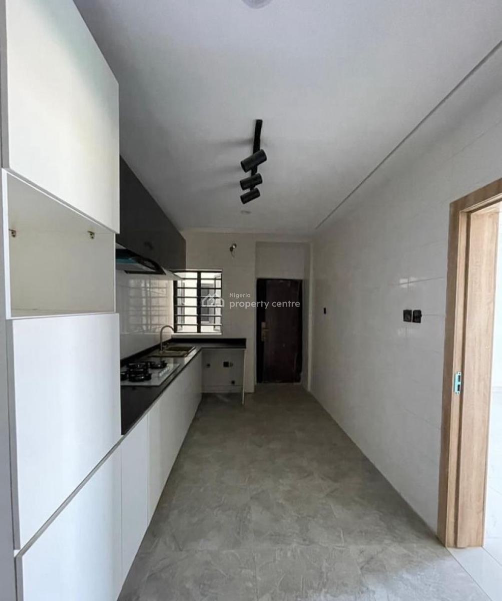 Well- Situated 2 Bedroom Apartment, Ologolo, Lekki, Lagos, Flat / Apartment for Rent