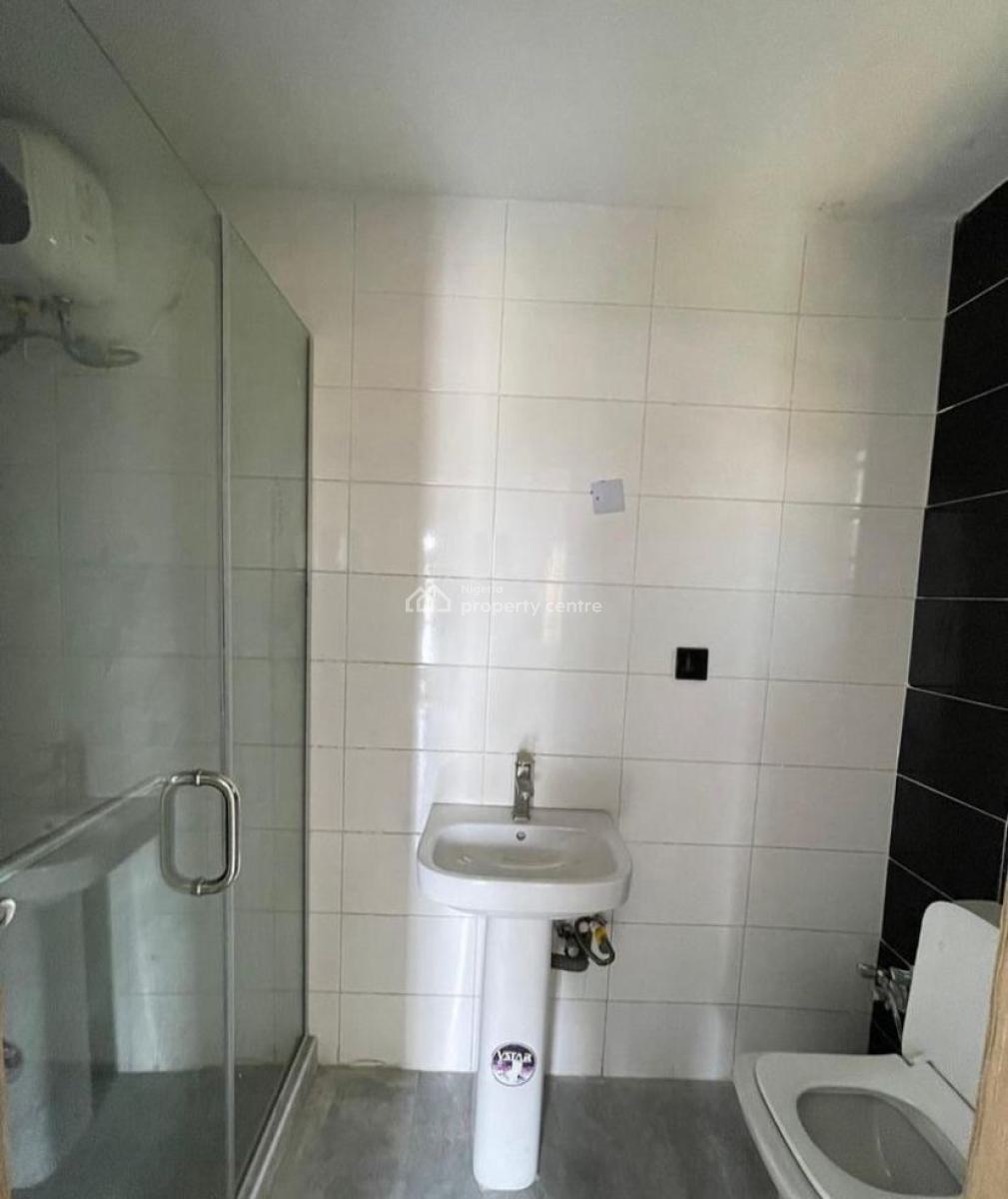 Well- Situated 2 Bedroom Apartment, Ologolo, Lekki, Lagos, Flat / Apartment for Rent