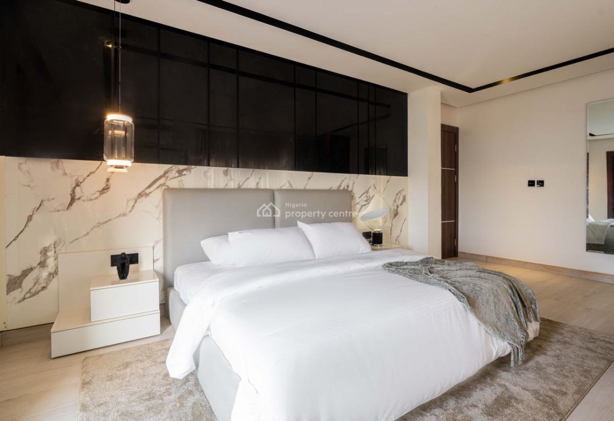 Exclusive 3 Bedroom Apartment, Admiralty Way, Lekki Phase 1, Lekki, Lagos, Flat / Apartment Short Let
