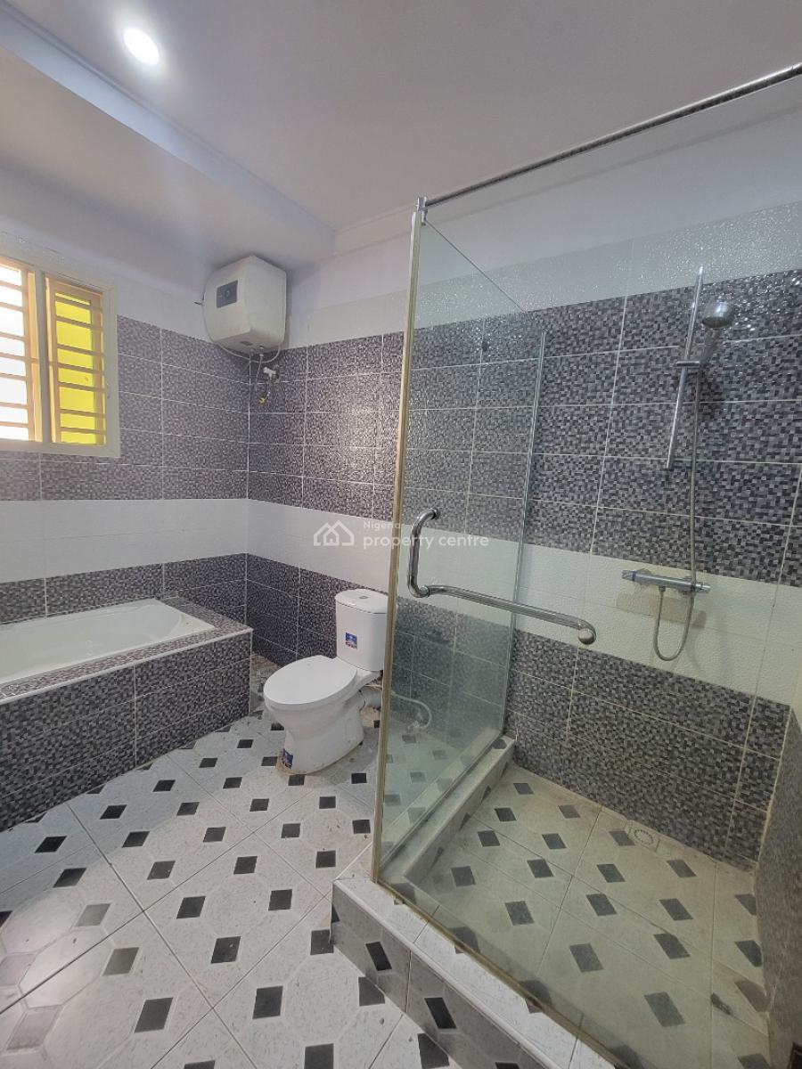4 Bedroom Maisonette, Lekki Phase 1, Lekki, Lagos, Terraced Duplex for Rent