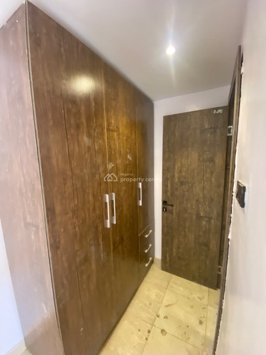 Brand New 3 Bedroom with Bq, Off Babatunde Anjose, Lekki Phase 1, Lekki, Lagos, Flat / Apartment for Rent