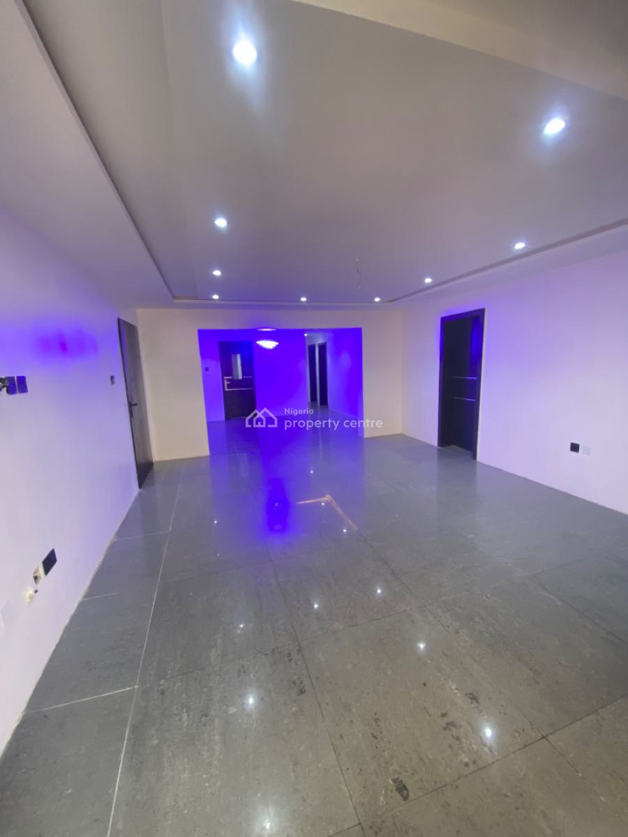 Luxury 3 Bedroom with Bq, Off Babatunde Anjose, Lekki Phase 1, Lekki, Lagos, Flat / Apartment for Rent