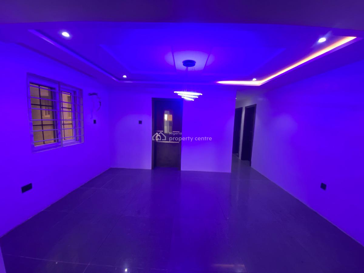 Luxury 3 Bedroom with Bq, Off Babatunde Anjose, Lekki Phase 1, Lekki, Lagos, Flat / Apartment for Rent