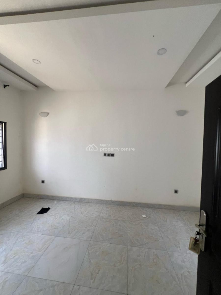 Spacious 4-bedroom Terrace with Bq, Jahi, Abuja, Terraced Duplex for Rent