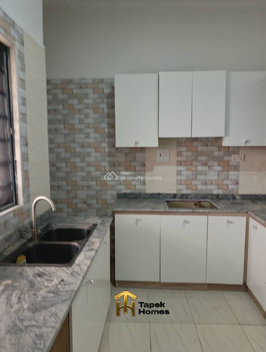 Newly Built 2 Bedroom Apartment, Osapa, Lekki, Lagos, Flat / Apartment for Rent