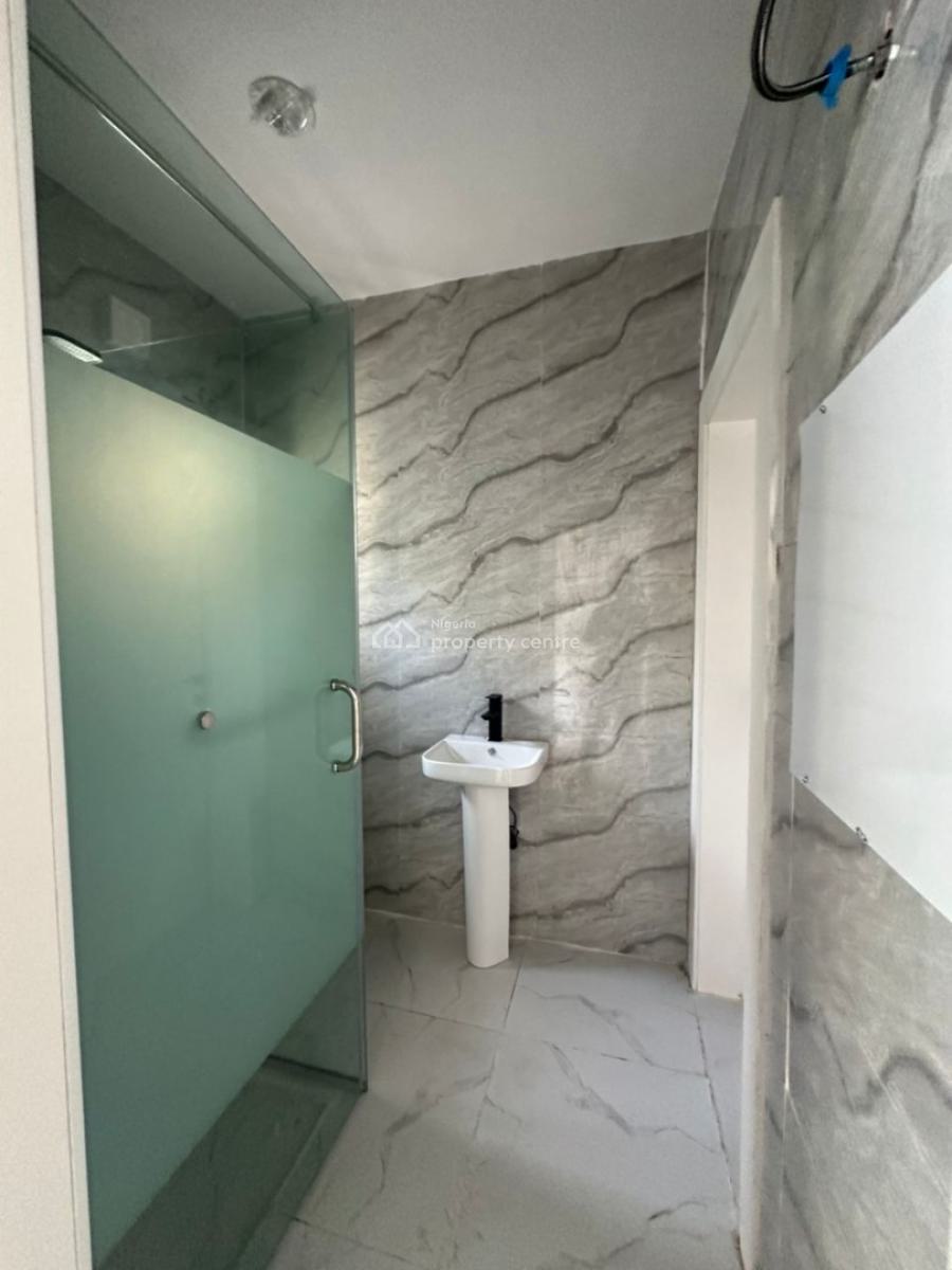 a Smart Investment in Ikate: Renovated 3-bedroom Flat with Bq & 24/7 P, Primewater View Estate, Ikate Elegushi, Lekki, Lagos, Flat / Apartment for Sale