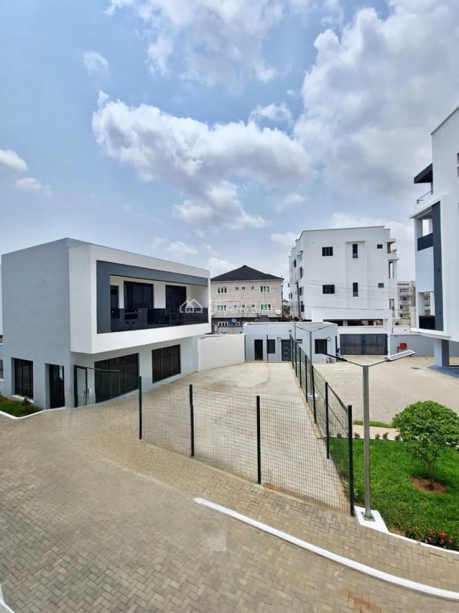 a Lovely 4bedroom Massionette Duplex,, Secured Estate, Surulere, Lagos, House for Sale