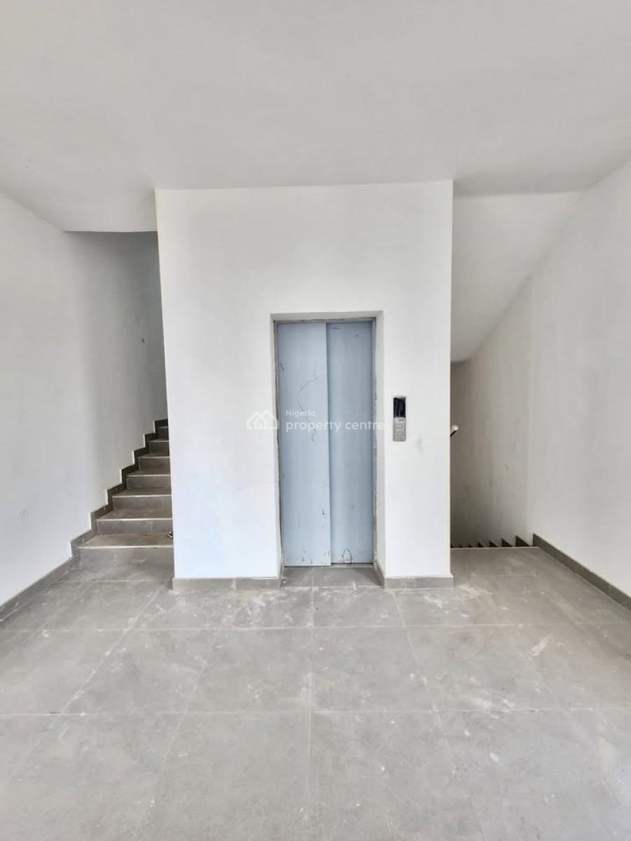 a Lovely 4bedroom Massionette Duplex,, Secured Estate, Surulere, Lagos, House for Sale