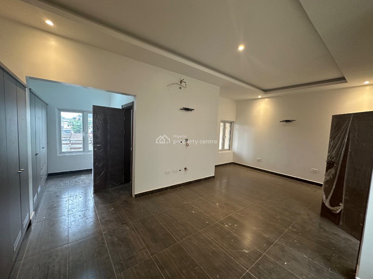 Luxury 4 Bedroom Terrace Duplex with Bq, Guzape District, Abuja, Terraced Duplex for Sale
