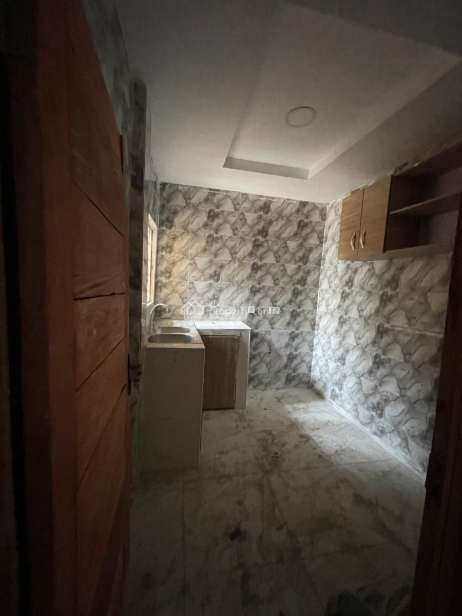 2 Bedroom Apartment Available, Orchid Road, Lekki Expressway, Lekki, Lagos, Flat / Apartment for Rent