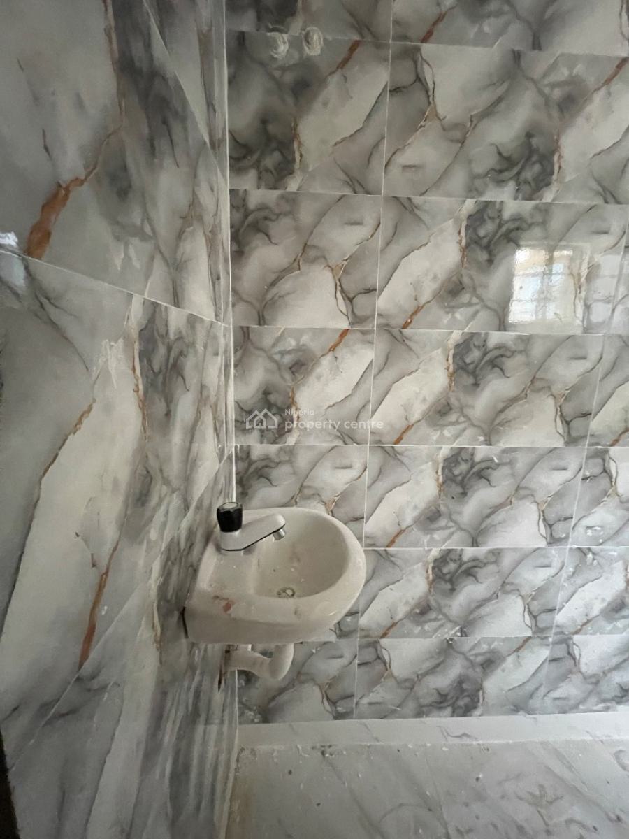 2 Bedroom Apartment Available, Orchid Road, Lekki Expressway, Lekki, Lagos, Flat / Apartment for Rent