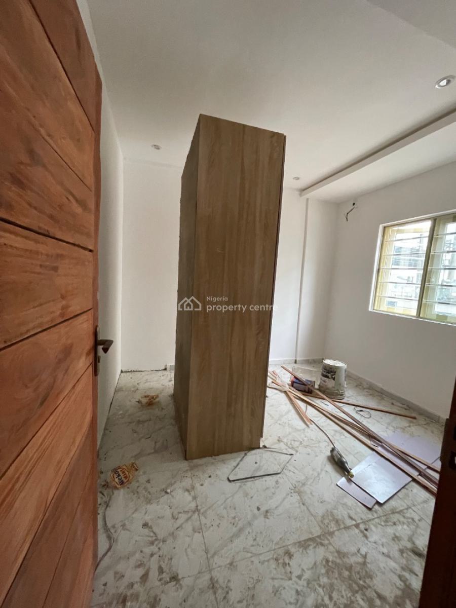 2 Bedroom Apartment Available, Orchid Road, Lekki Expressway, Lekki, Lagos, Flat / Apartment for Rent