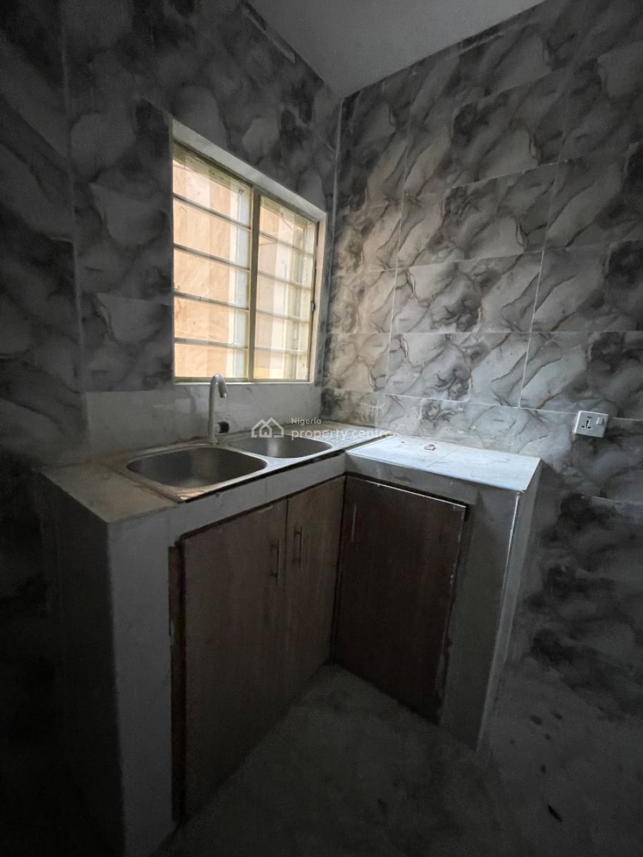 2 Bedroom Apartment Available, Orchid Road, Lekki Expressway, Lekki, Lagos, Flat / Apartment for Rent