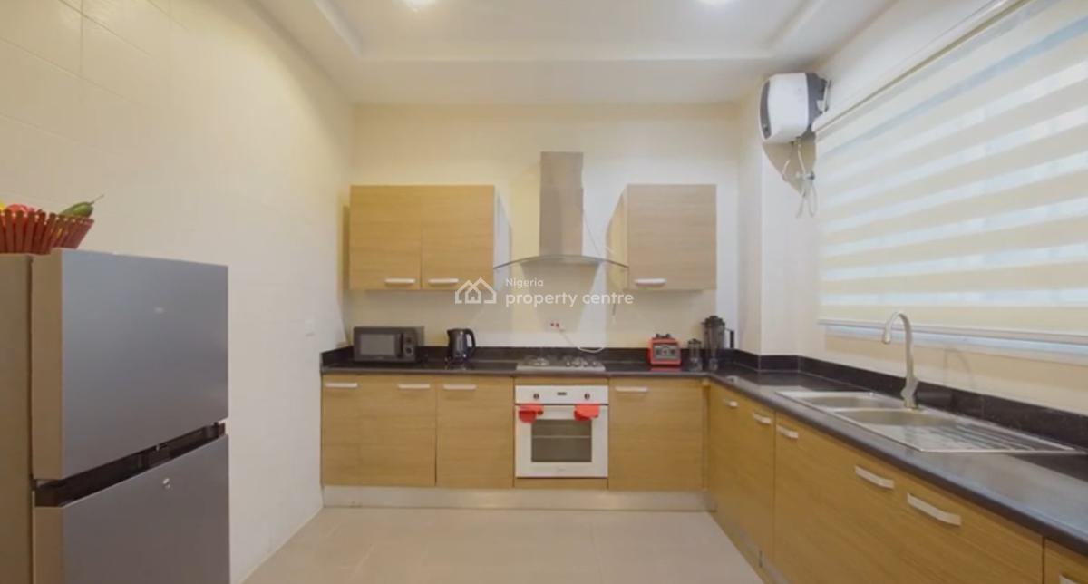 Fully Furnished & Serviced 3bedroom Apartment, Lekki Phase 1, Lekki, Lagos, Flat / Apartment for Rent