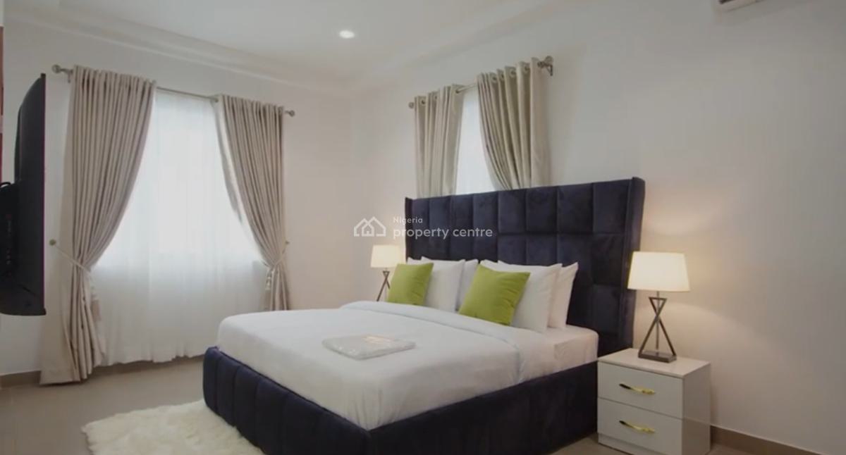 Fully Furnished & Serviced 3bedroom Apartment, Lekki Phase 1, Lekki, Lagos, Flat / Apartment for Rent