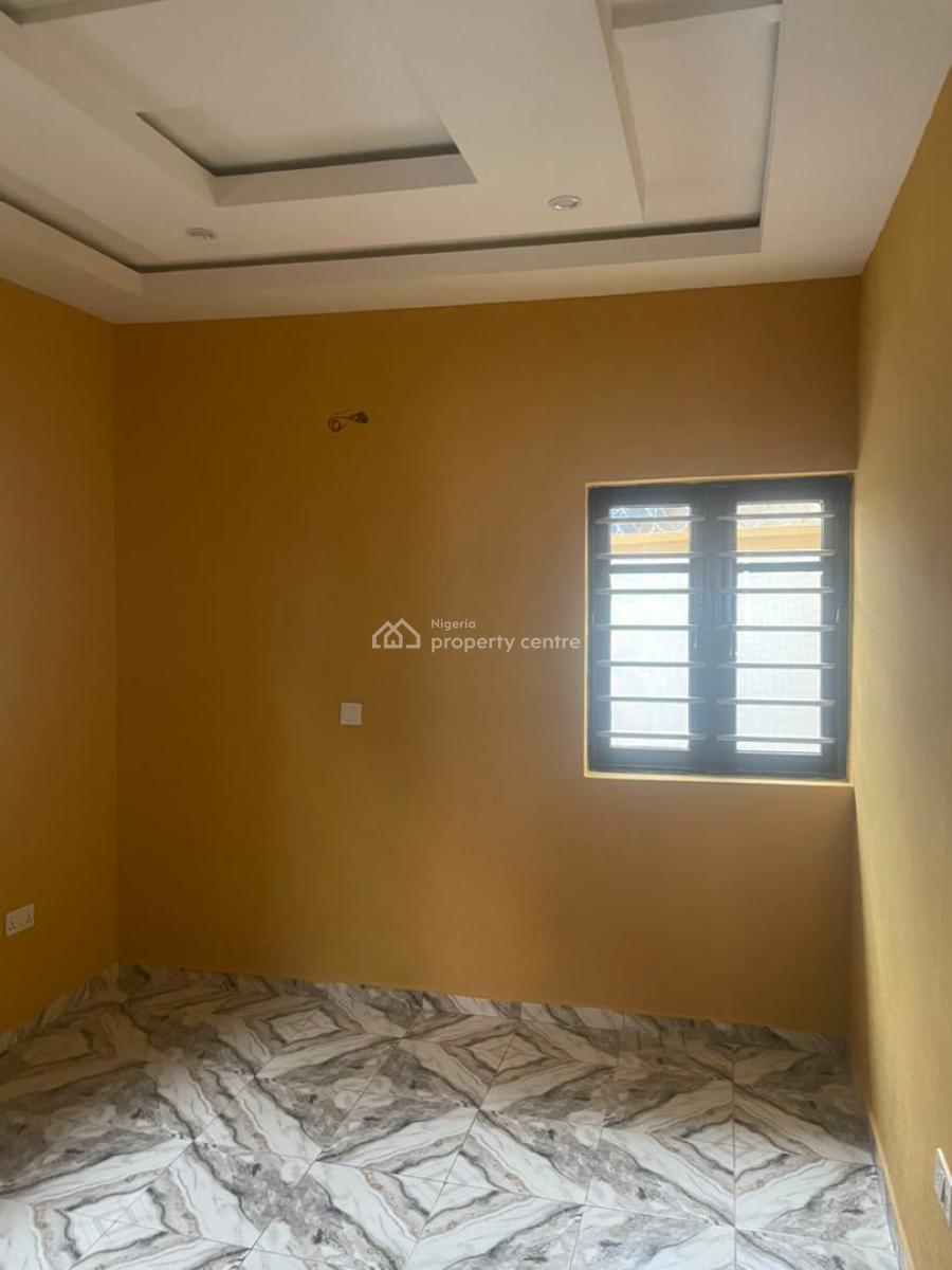 Luxury 2 Bedroom Flat at 10 Ikola Road Ipaja, Ipaja, Lagos, Flat / Apartment for Rent