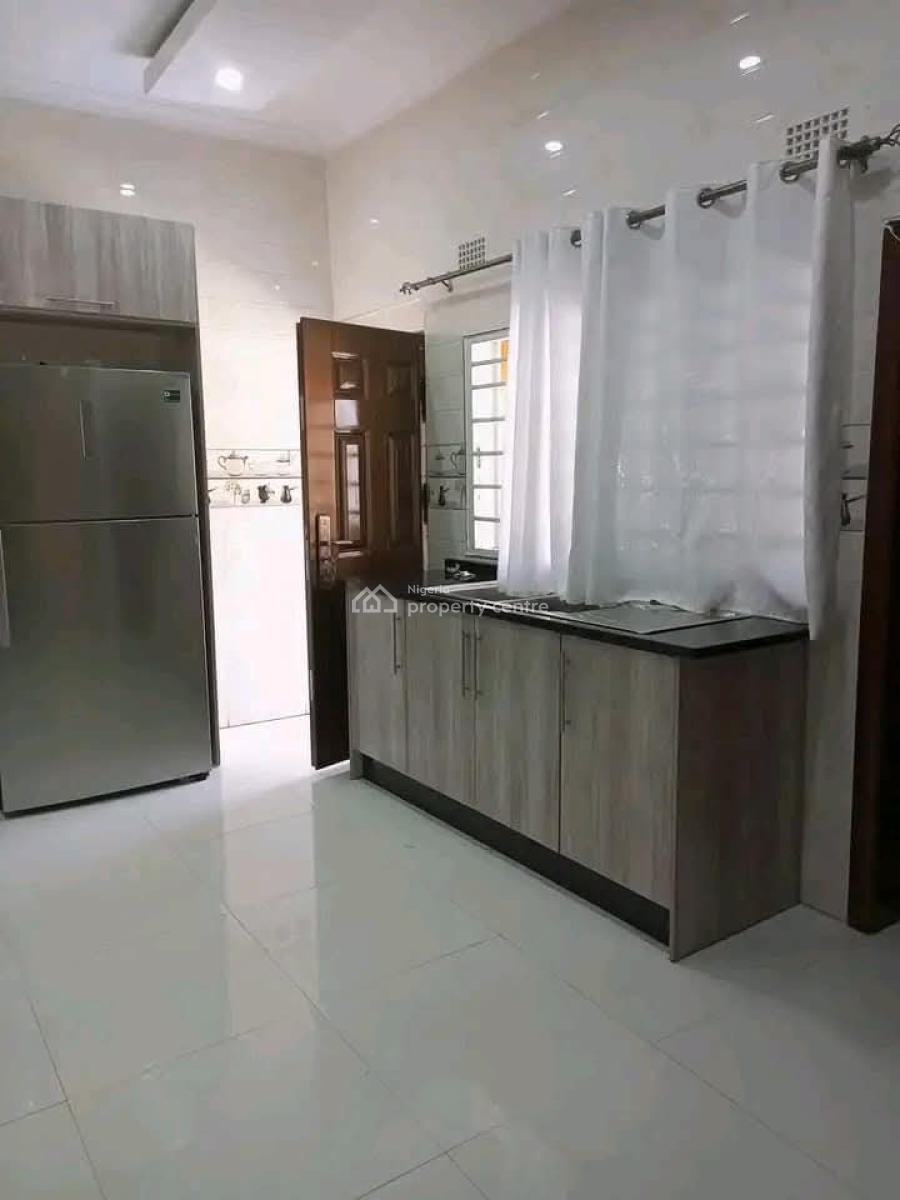 Exquisite 4 Bedrooms Detached Bungalow with Bq in a Prime Estate, Ikeja, Lagos, Detached Bungalow for Sale