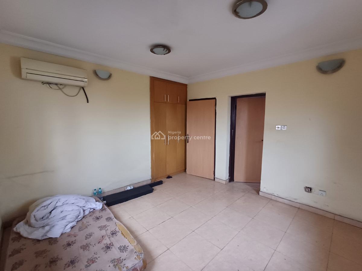 3 Bedroom Flat on The Second Floor, Maitama District, Abuja, Flat / Apartment for Rent