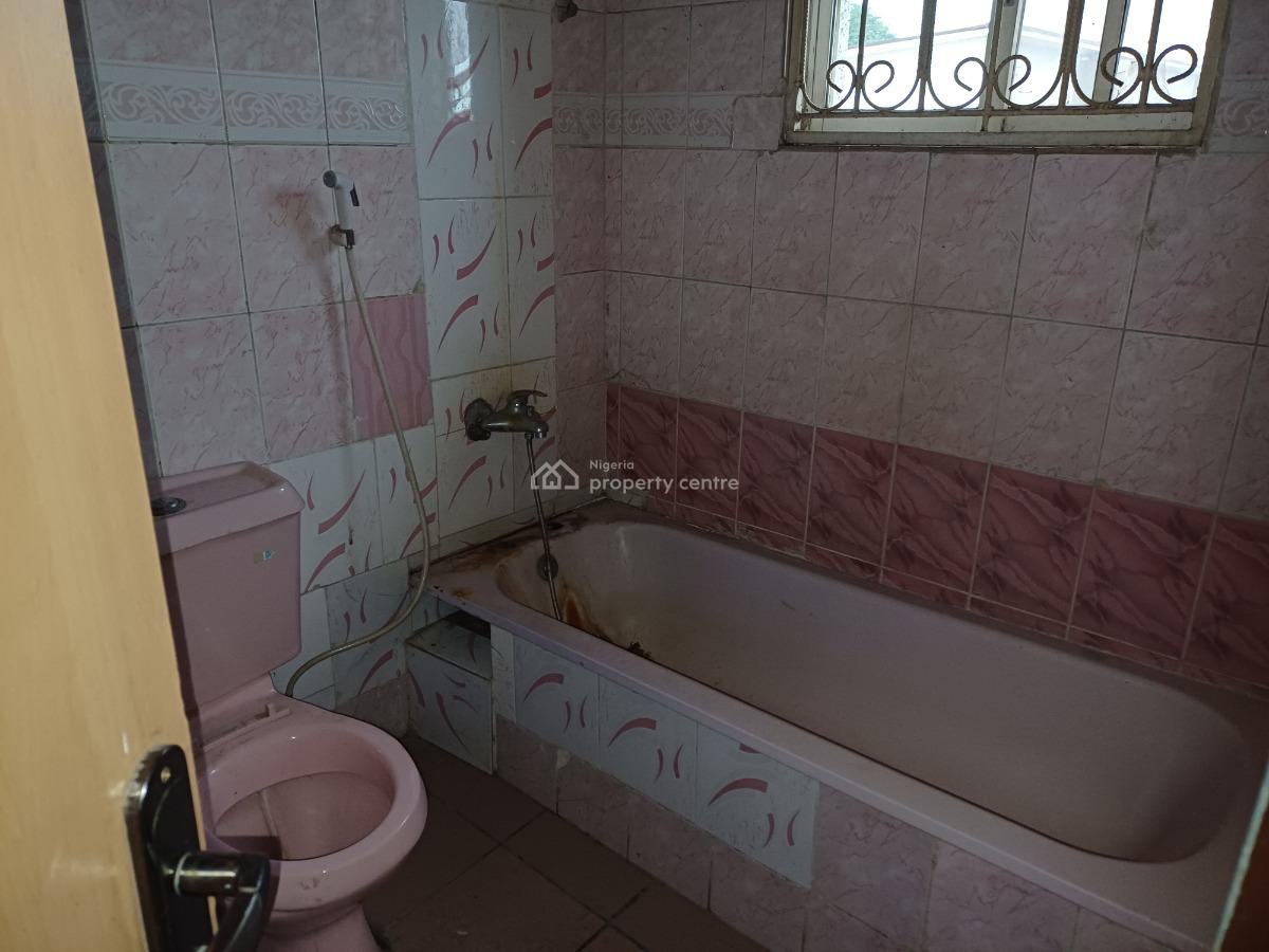 3 Bedroom Flat on The Second Floor, Maitama District, Abuja, Flat / Apartment for Rent