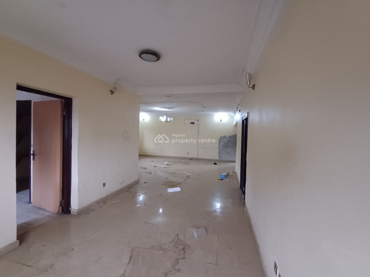 3 Bedroom Flat on The Second Floor, Maitama District, Abuja, Flat / Apartment for Rent
