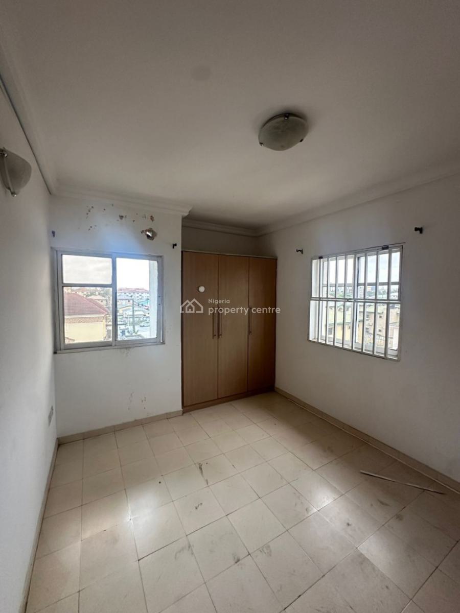 Spacious & Well Maintained 3 Bedroom Flat with Post Paid Meter, Oniru, Victoria Island (vi), Lagos, Flat / Apartment for Rent