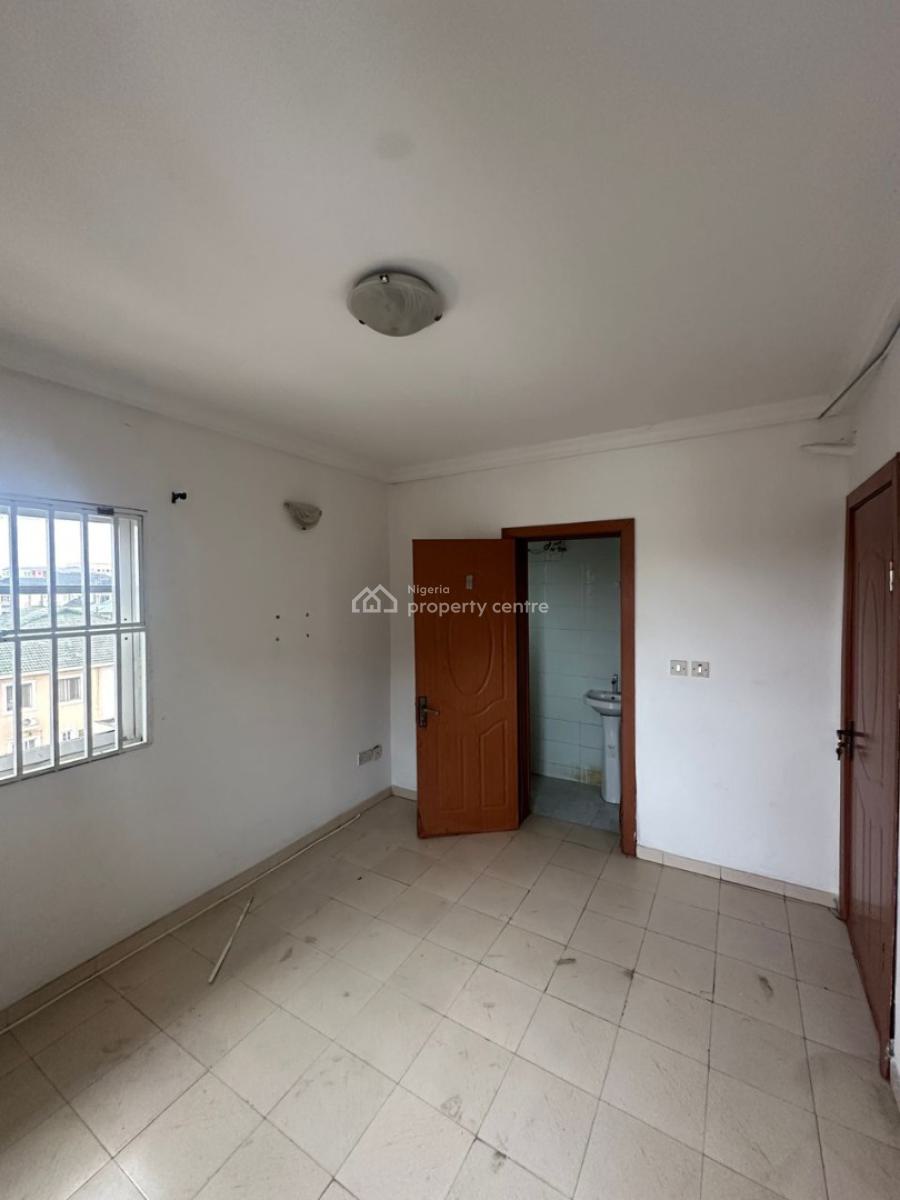 Spacious & Well Maintained 3 Bedroom Flat with Post Paid Meter, Oniru, Victoria Island (vi), Lagos, Flat / Apartment for Rent
