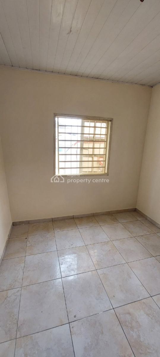 Newly Renovated 3 Bedroom Flat, Idado Estate, Idado, Lekki, Lagos, Flat / Apartment for Rent