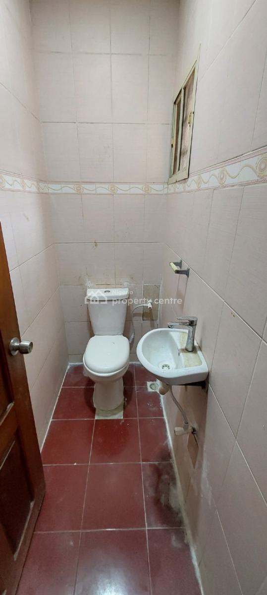 Newly Renovated 3 Bedroom Flat, Idado Estate, Idado, Lekki, Lagos, Flat / Apartment for Rent