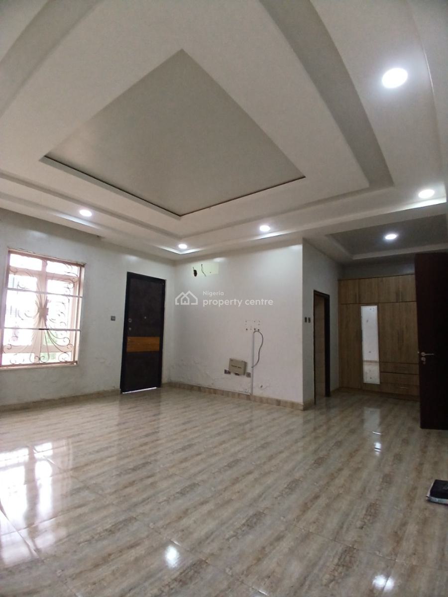 Under Renovation 4 Bedroom Terrace Duplex with 1room Bq, Guzape Abuja Diplomatic Zone, Guzape District, Abuja, Terraced Duplex for Rent