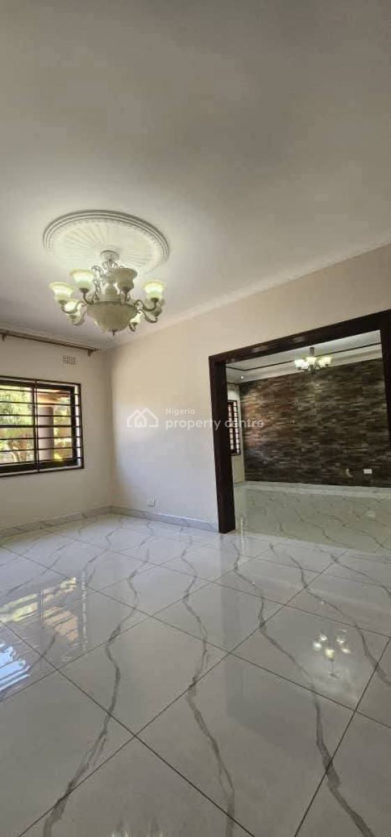2 Bedroom Flat with Luxury Features, Soluyi, Gbagada, Lagos, Flat / Apartment for Rent