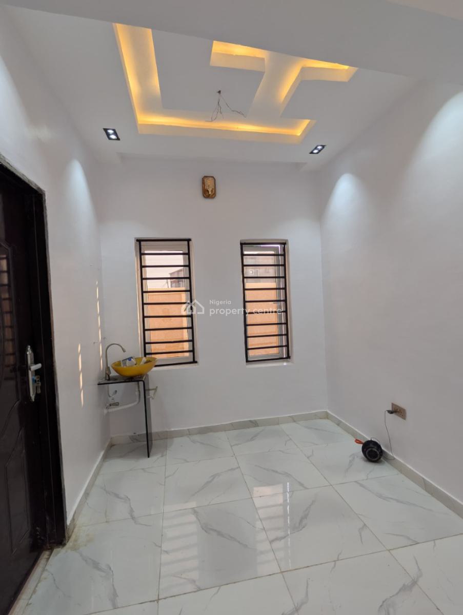Premium 3bedrooms House + Bq at Obiwale Ologun Eru Eleyele Ibadan, Obiwale, Eleyele, Ibadan, Oyo, Detached Bungalow for Sale